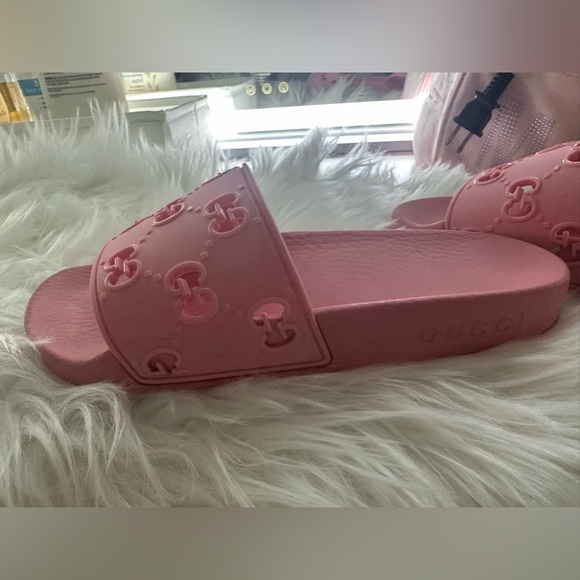 Gucci pink slides - Picture 2 of 5